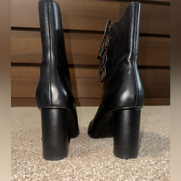 Black heel bootie from Zara, size is US 39. - Picture 4 of 5